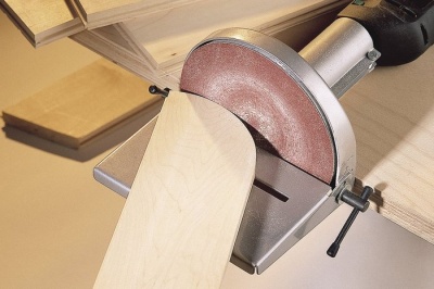 Круг абразивный шлифовальный на липучке Ø125 P240 (УПАКОВКА ПО 100ШТ)